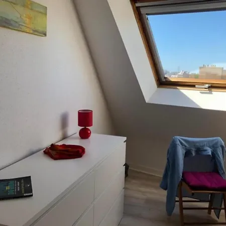 Apartman Bright And Quiet Nest With Terrace Near Beaches *